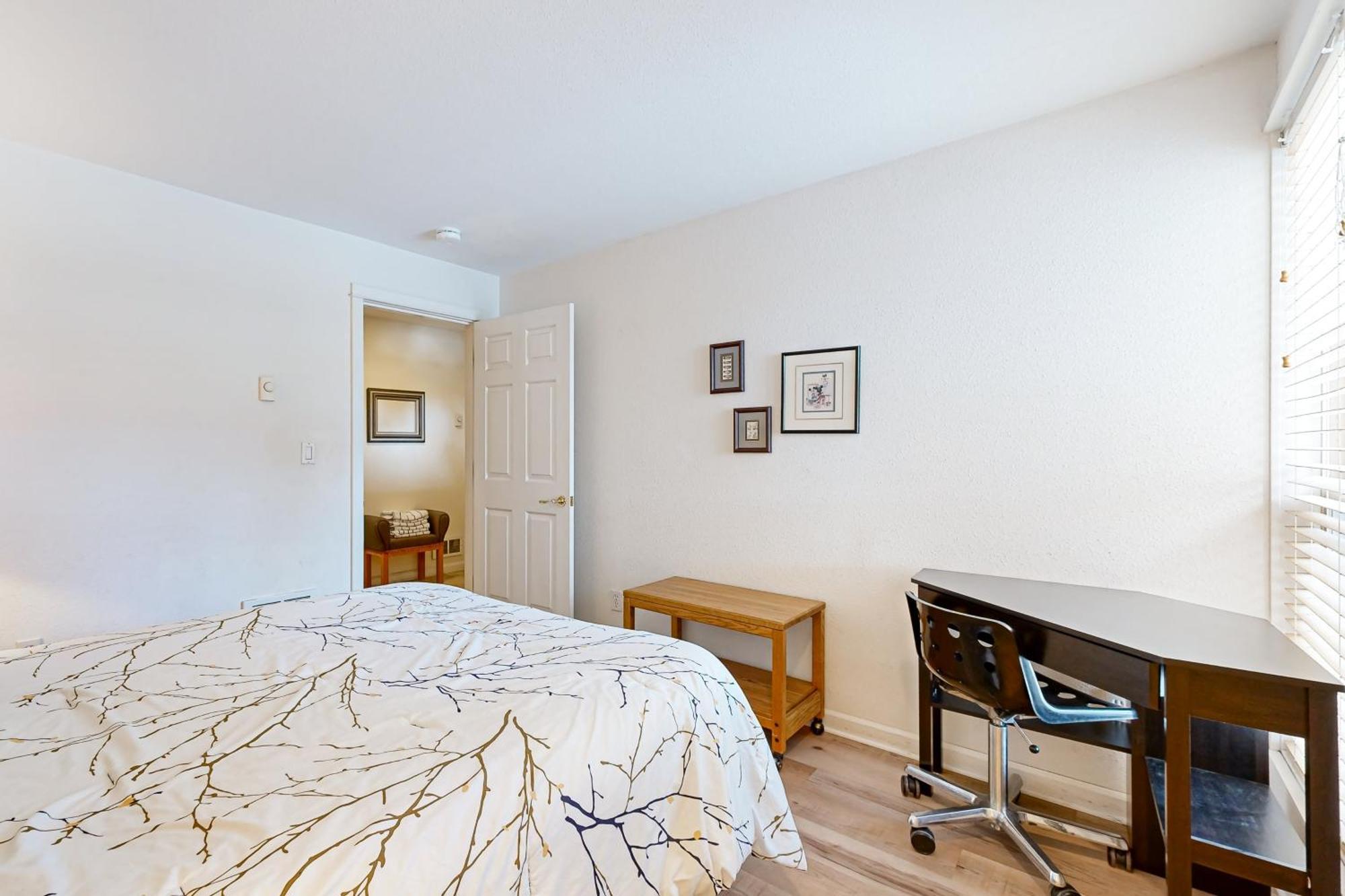 1 Abbot House Apartment Сънривър Екстериор снимка